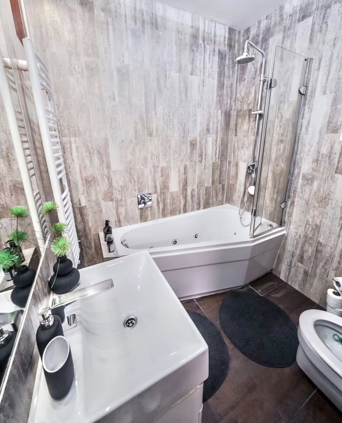 649910221 2460370241088374 3395361002562415967 n