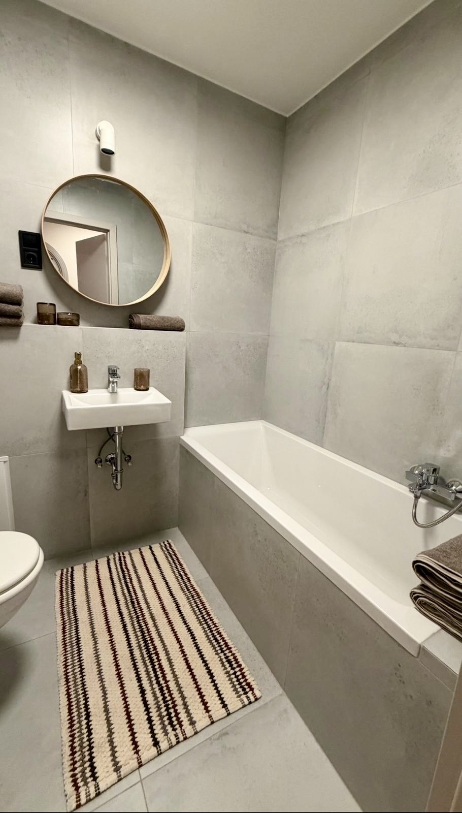 a1bf01f2 cbef 4fe5 b1fe f5b31a9e7f0f