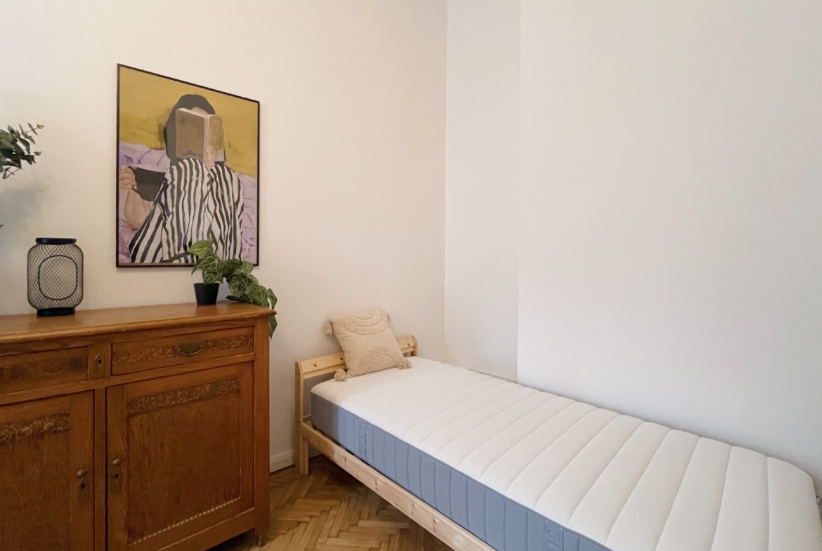 8EA69D47 C5B0 4529 A3A6 6C3237038DDB