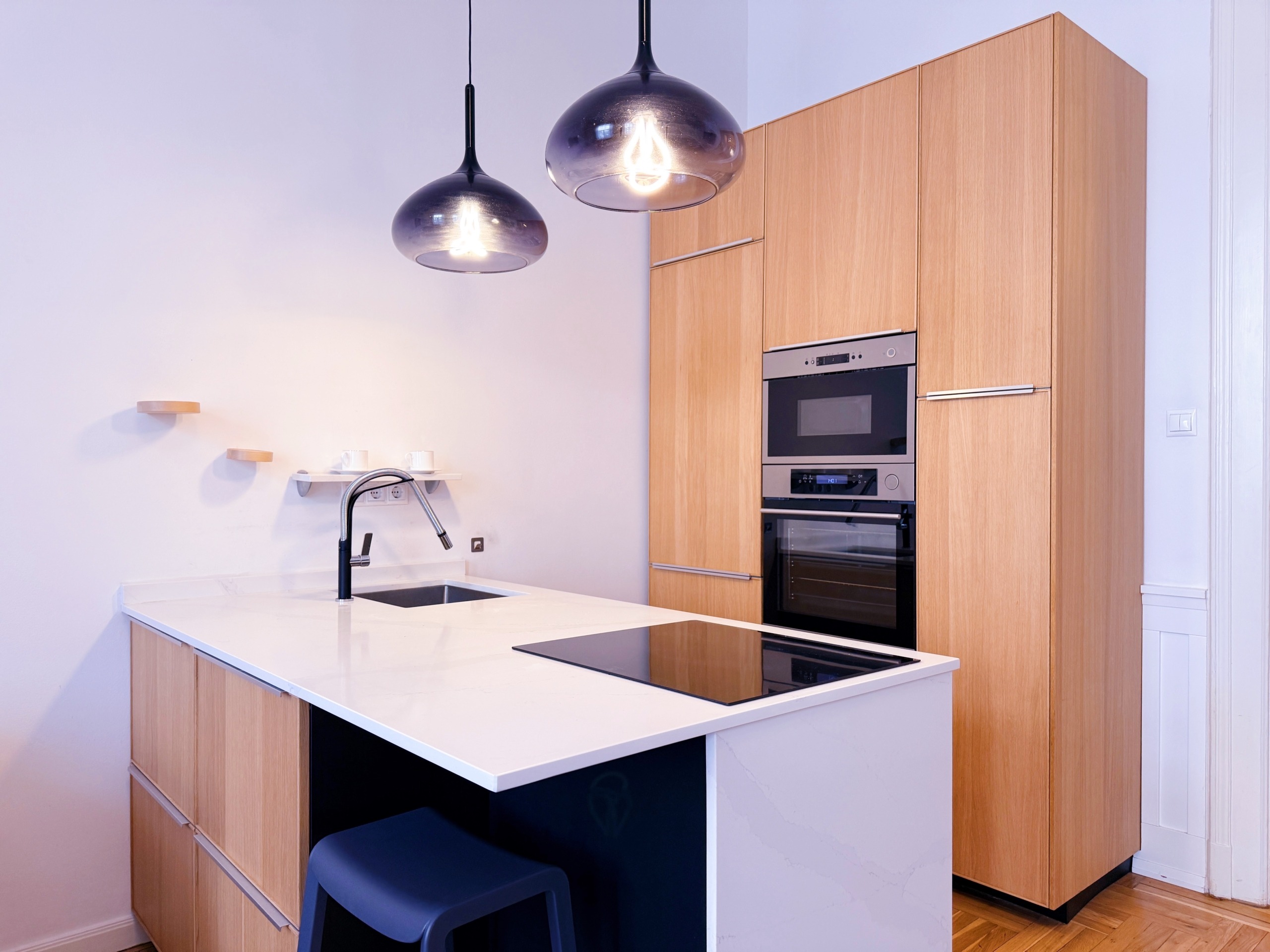 A9E4E9FC 33DF 4E2B 9CC7 67E2AC4C7446