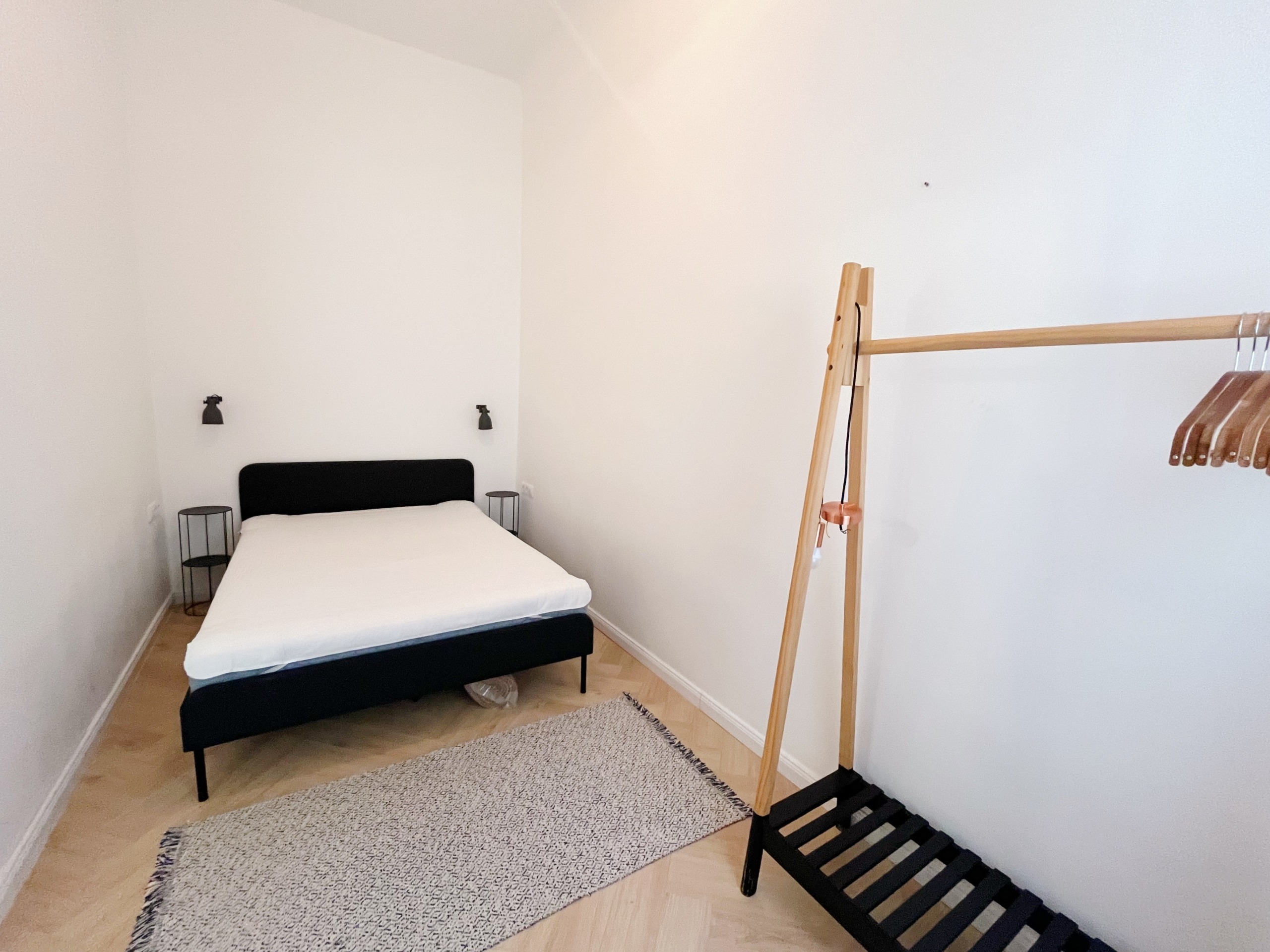 CA0A24DD 2088 45CC A907 17B594BA59B0