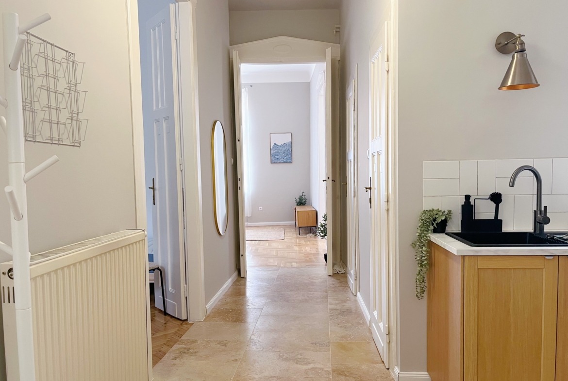 EC1FD969 EA09 45AE 86FA 5C5BC2167668