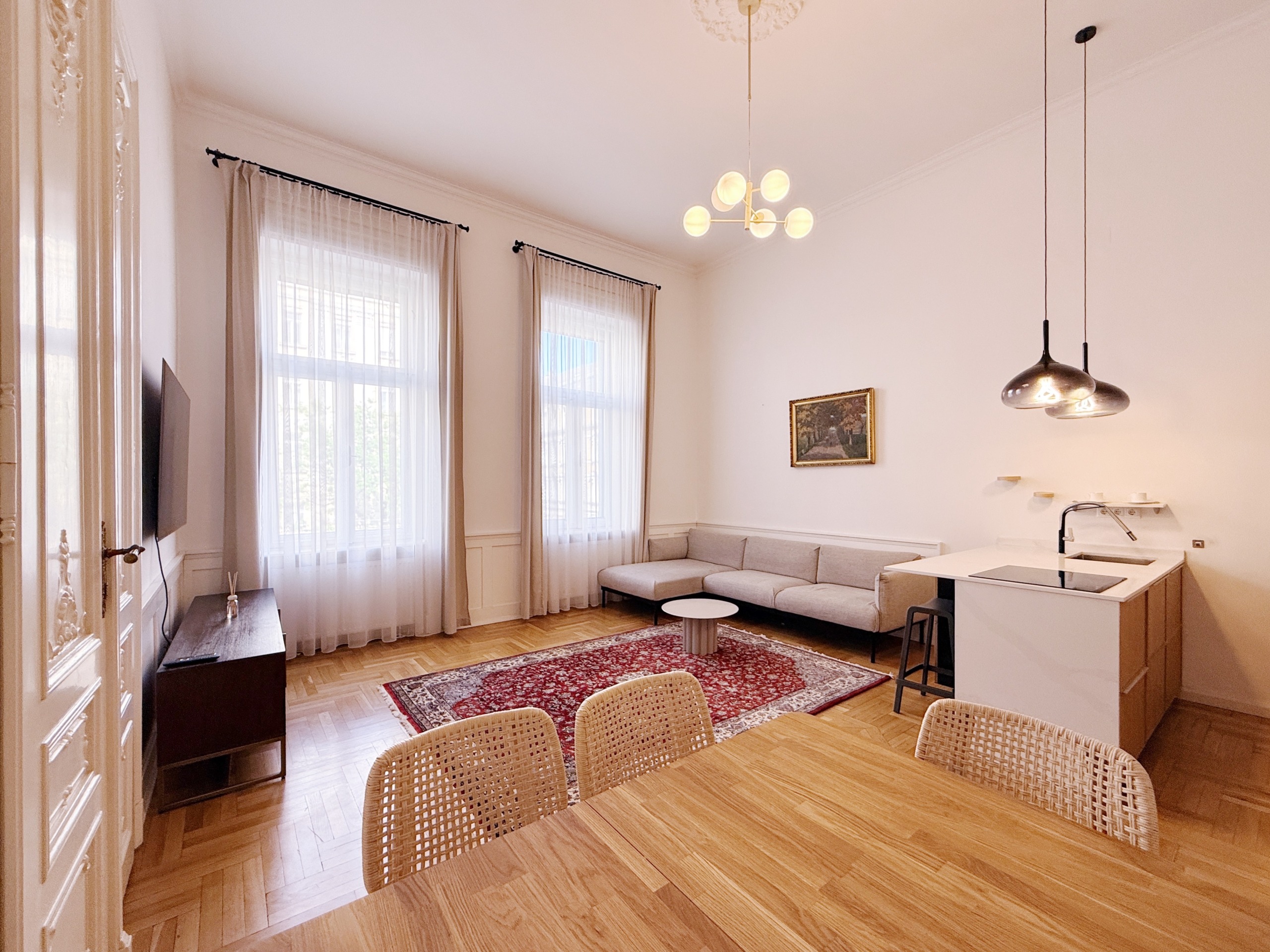 F3855FFF 67A0 4448 B53C 72755B681B56