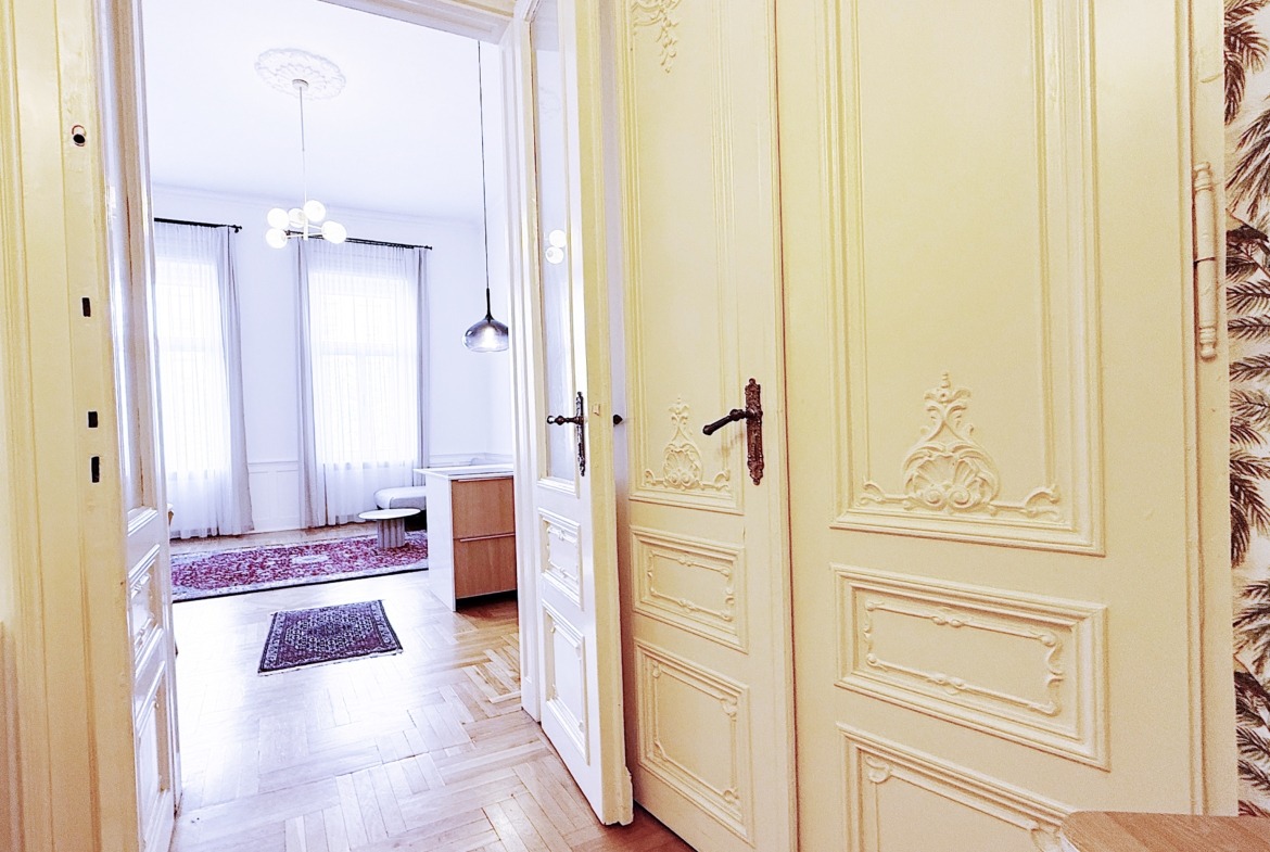 FEF03234 E563 41E3 8F41 99FCFBC19368